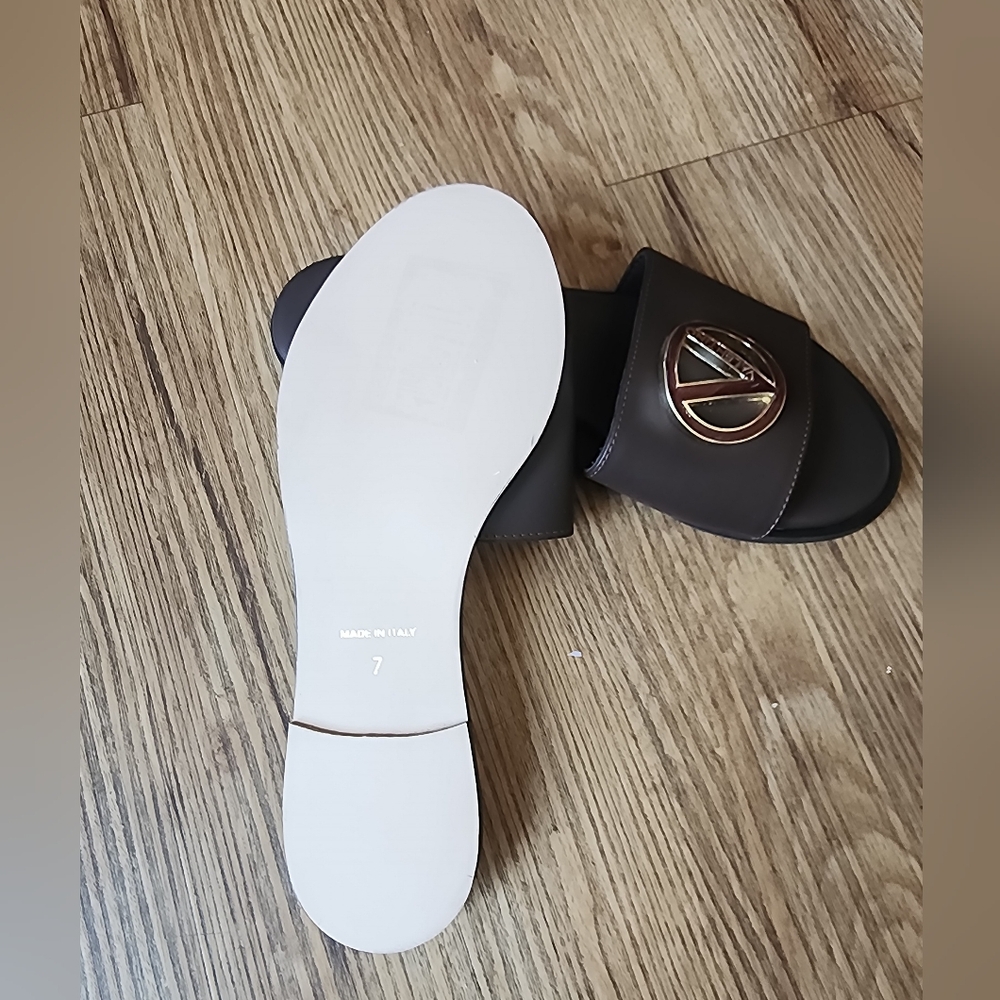 SIZE  7 AUTHENTIC. Valentino Logo Slide Sandals - Picture 4 of 8